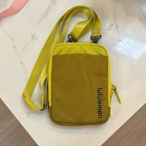 Lululemon crossbody
